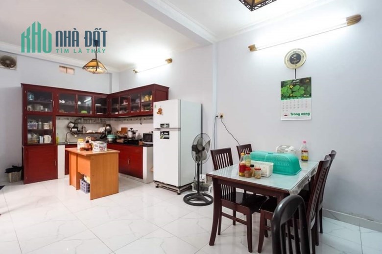 ​
CÁCH MT ĐINH BỘ LĨNH CHỈ 50M THẲNG 1 TRỤC - NHÀ CHÍNH CHỦ Ở LÂU ĐỜI TỪ NĂM 2000.

​
