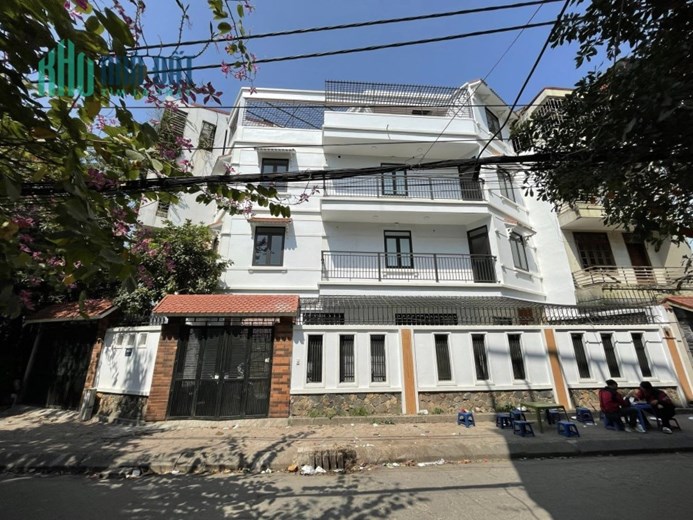 CHỦ NHÀ NHỜ BÁN BIỆT THỰ VĂN QUÁN CHỈ VỚI 16 TỈ