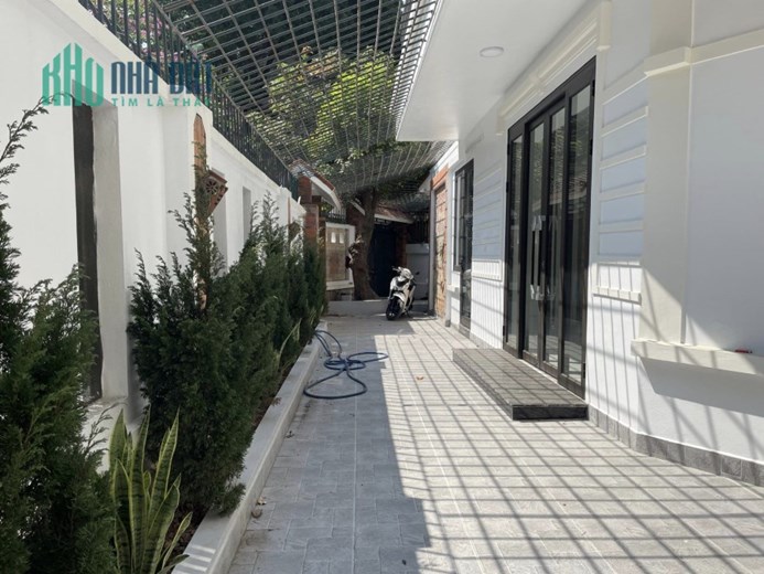 CHỦ NHÀ NHỜ BÁN BIỆT THỰ VĂN QUÁN CHỈ VỚI 16 TỈ