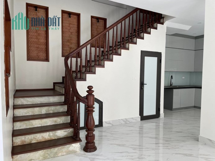 CHỦ NHÀ NHỜ BÁN BIỆT THỰ VĂN QUÁN CHỈ VỚI 16 TỈ
