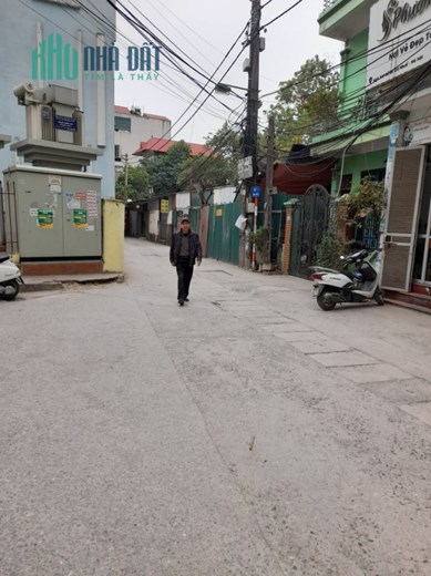 Bán nhà Cổ Nhuế, Bắc Từ Liêm. DT 200m2; C4; R8m; chỉ 1.78 tỷ. Phương