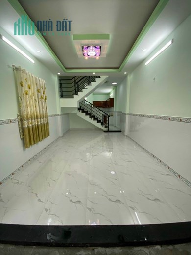 Bán nhà chính chủ Lê Đức Thọ P16
-- Diện tích : Ngang 4.40m dài 14m sổ có nở hậu xíu cn đủ 61m2 ,