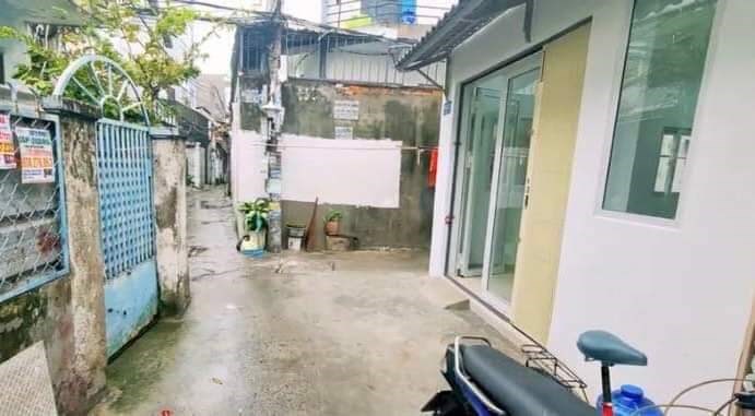 Dương Bá Trạc P2. Quận 8 Cần Bán Gấp Nhà DT. 40m Nhà 2 Tầng Hẻm 3m Giá Chỉ có 2 Tỷ Nhỉnh Sổ Hồng