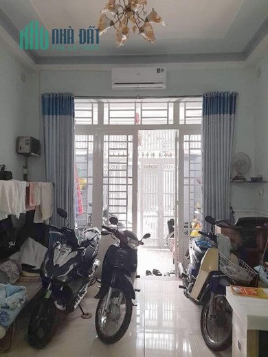 chính chủ cần bán nhà 2 tầng đường đất mới, hẻm 8m, 72m2 chỉ 5 tỷ, ngay lê văn quới