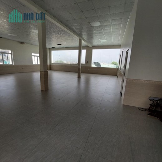 MẶT TIỀN ĐƯỜNG KINH DƯƠNG VƯƠNG 960M2, 3 TẦNG DÒNG TIỀN 300 TRIỆU/THÁNG  GIÁ 140 TỶ (TL).