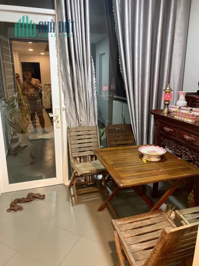 Bán nhà hẻm 8m tân sơn Nhì -Tân phú 51m2 x2 tang chỉ 5.x tỷ