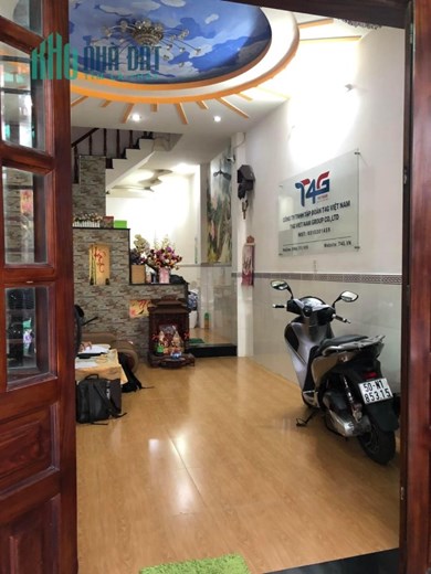 MẶT TIỀN CHỢ - XE TẢI THÔNG - 3 TẦNG - VUÔNG VỨC - THUẬN TIỆN KINH DOANH - BÁN GẤP CHỐT NHANH.
