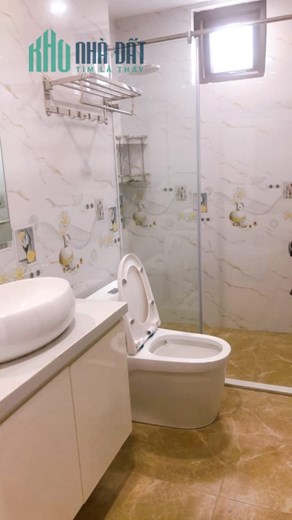 •	B.á.n nhà Đào Tấn , Xây mới , Thang Máy , 40m2 x7T 9 tỷ