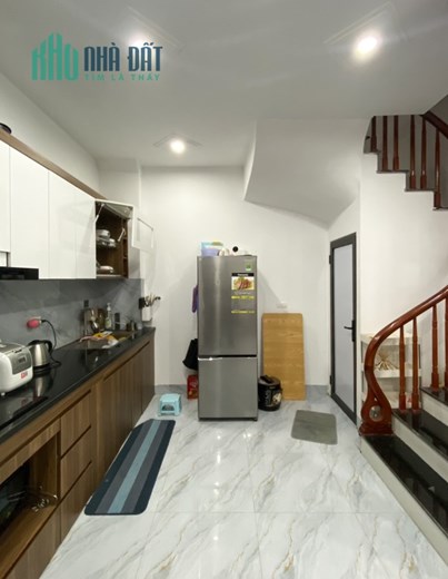 PHÂN LÔ CÁN BỘ, Ô TÔ SÁT CỬA, NHẦ ĐẸP Ở NGAY TẠI PHỐ CHÙA BỘC TRUNG TÂM QUẬN ĐỐNG ĐA, NHÀ 48M x 4