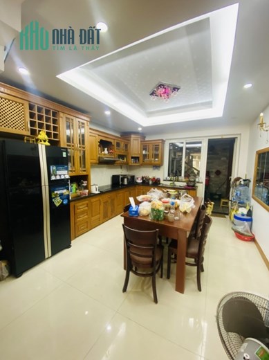 Nhà Tân Phú, HXH Sơn Kỳ, Gần ĐHCNTP, 100m2x4T, 4PN, ST, Chỉ 5 tỷ 500Tr