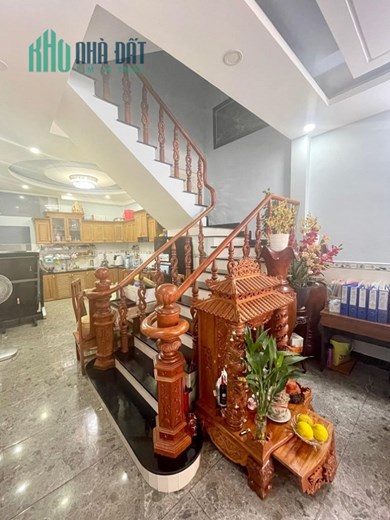 Bán nhà MT Cống Lở(Trần Thị Trọng), P15, Tân Bình, 123m2, 3 tầng, kinh doanh đỉnh.