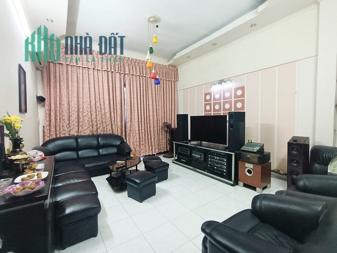 Bán nhà MT KD hạ chào 8 tỷ, CMT8, P4, Tân Bình, 86m2, 5 tầng, nỏ hậu. 20 tỷ.