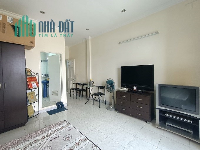 Bán nhà MT KD hạ chào 8 tỷ, CMT8, P4, Tân Bình, 86m2, 5 tầng, nỏ hậu. 20 tỷ.