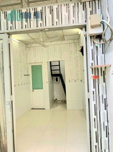 Bán nhà Rẻ Tôn Đản Q4 Dt Ngang 3 x 5.35m- 2 tấm có 1 tỷ hơn- 2 Phòng Ngũ 2wc GIẢM 100 TRIỆU