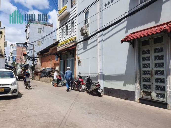 Bán nhà RẺ Hẻm xe hơi Đoàn Văn Bơ Q4 NGANG 3x6m - 5 tấm có 2 tỷ hơn
 GIẢM 150TRIỆU 3Phòng Ngũ 4wc