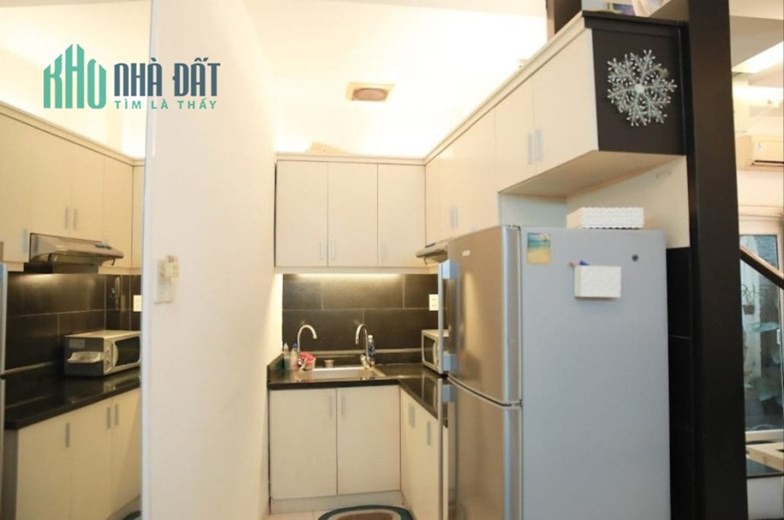 Bán Nhà HXH gần MT Hoàng Diệu, P.10 Phú Nhuận. 30m2 - 6,75 tỷ TL *PN21-30
