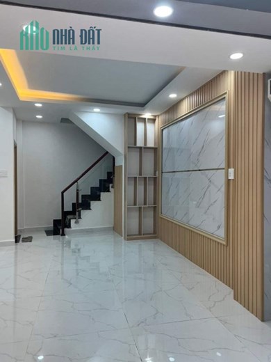 Bán Nhà Rẻ Đẹp Đoàn Văn Bơ Q4 
NGANG 5 X6.3m- 3 tấm  GIẢM 100 TRIỆU  cách Q1,Q2 có 1 phút