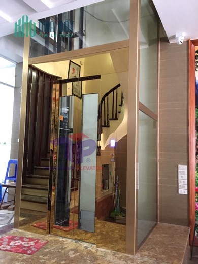 Bán nhà phố Yên lãng , Đống Đa, 60m2, 6 tâng, Lô Góc, Gara ô tô, kinh doanh sầm uất
