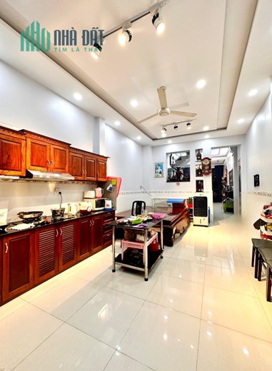 Tôi Chính chủ Bán nhà Đương Công Hòa Tân Bình, hẻm xe hơi 64m2, 2 tầng chỉ 4.6 tỷ