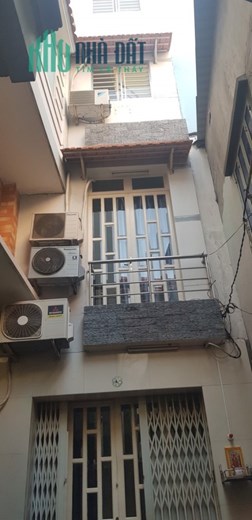 CHỈ 4.5 TỶ  Quận 10, 3 TẦNG VUÔNG VỨC A4  HẺM BA GÁC   GẦN MẶT TIỀN