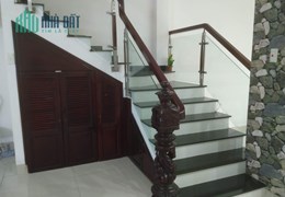 BÁN NHÀ LÔ GÓC 8x10m - DÒNG TIỀN 20 TRIỆU/ THÁNG - 3 TỶ HƠN HẠ CHÀO 500 TRIỆU - GIÁ MỚI NGÀY 13-04