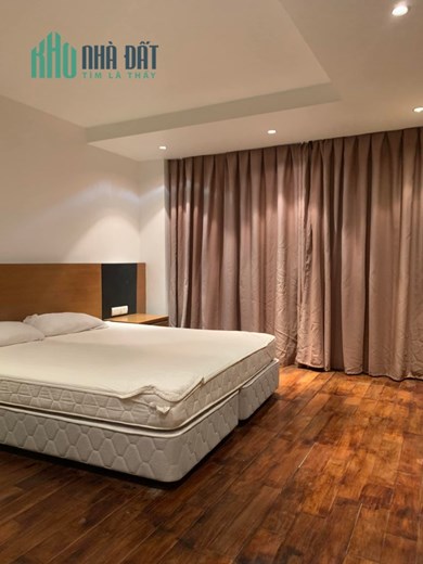 Bán biệt thự Mỹ Đình, căn góc, thang máy, Gara ô tô, 150m mt 20m 34.x tỷ