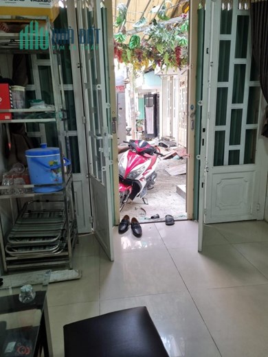 chính chủ cần bán nhà 1 xẹt 3m gần mặt tiền đường phú thọ hòa, 3 tầng, 20m2 chỉ 2.5 tỷ