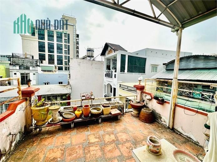 CHỈ NHỈNH 5 TỶ- NHÀ LÔ GÓC PHAN ĐĂNG LƯU PHÚ NHUẬN- HẺM SIÊU RỘNG - 4 TẦNG BTCT - 0902811588