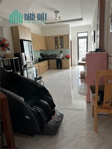 Cho Thuê Nhà MT Nguyễn Chí Thanh, Lái Thiêu, Full NT CAM KẾT Như Hình, Giá Chỉ 12TR