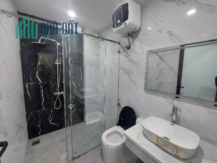 Nhà Đẹp Tây Sơn – Ngõ Nông – Có Chỗ Để Xe - 42m2 4.6Tỷ