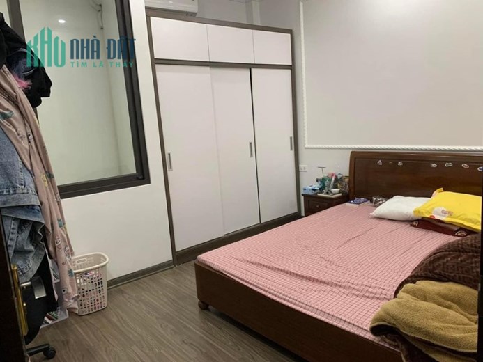 BÁN NHÀ CẦU GIẤY-45m-4NGỦ-NHÀ DÂN-TRUNG TÂM-TIỆN ÍCH-GIÁ 4TỶ