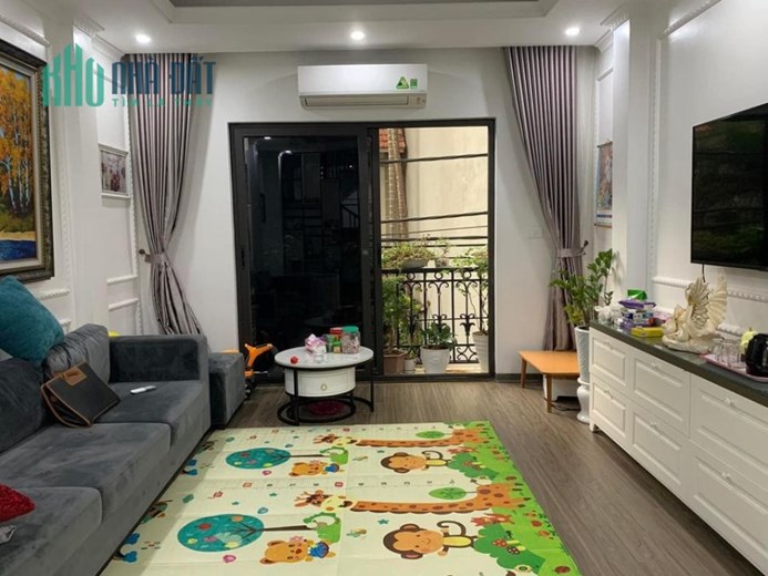 BÁN NHÀ CẦU GIẤY-45m-4NGỦ-NHÀ DÂN-TRUNG TÂM-TIỆN ÍCH-GIÁ 4TỶ