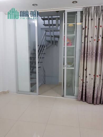 CHO THUÊ NHÀ NGUYÊN CĂN 21/3 HỒ HẢO HỚN, PHƯỜNG CÔ GIANG, QUẬN 1
