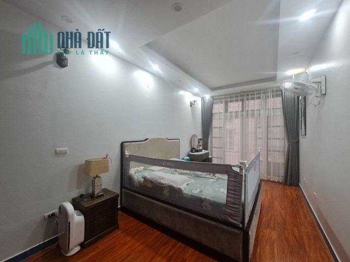 NHÀ SIÊU HIẾM QUẬN HAI BÀ TRƯNG-Ô TÔ CÁCH NHÀ 20M- NHÀ ĐẸP Ở LUÔN