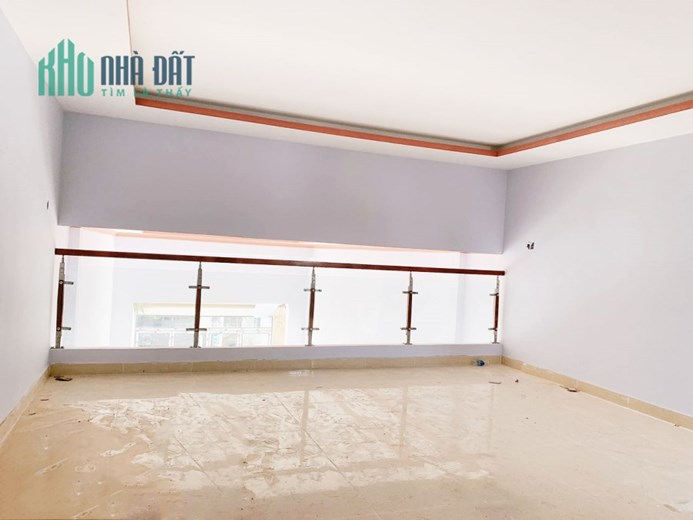 NGANG 5M - HẺM Ô TÔ 7 CHỖ THÔNG - DT.93M2 - 2 TẦNG - GẦN GIÁO XỨ CHỢ CẦU. CHỈ NHỈNH 5 TỶ.