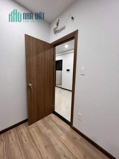 Cần bán gấp căn hộ mặt tiền đường thống nhất.
