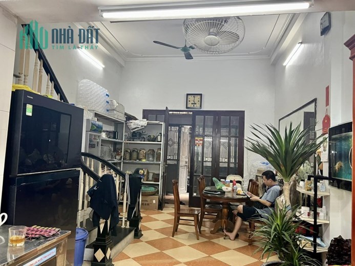 Bán Nhà Ngã 4 Trung Văn – Tố Hữu, Nam Từ Liêm, 60Mx4T, Ô Tô Đỗ Cửa, giá 8 tỷ