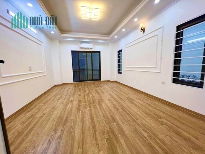 BÁN NHÀ VÕNG THỊ-VÀI BƯỚC RA HỒ TÂY-LÔ GÓC THOÁNG MÁT