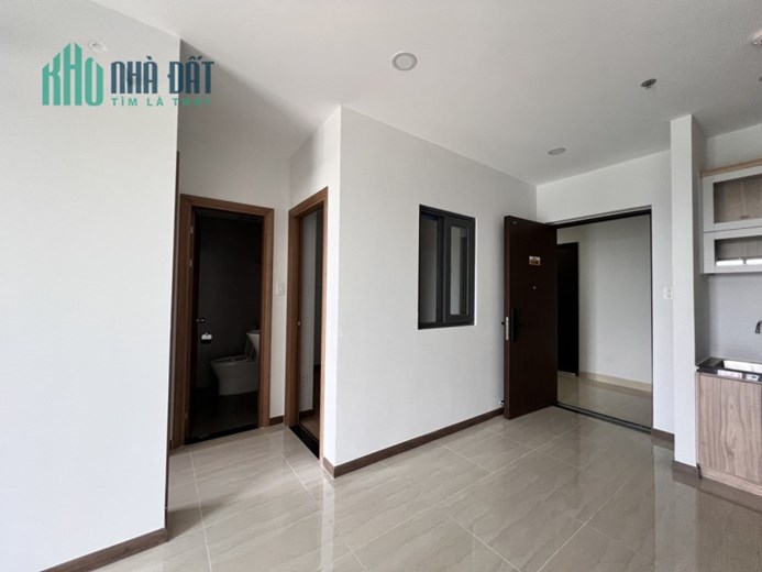 Cần bán gấp căn hộ mặt tiền đường thống nhất