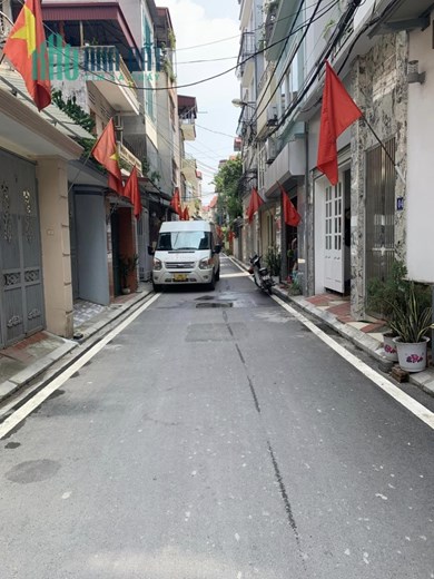 BÁN NHÀ NGUYỄN VĂN CỪ, DT 90 M, 5T, CHỈ HƠN 7 TỶ, Ô TÔ NGỦ TRONG NHÀ, DIỆN TÍCH RỘNG, GIÁ RẺ