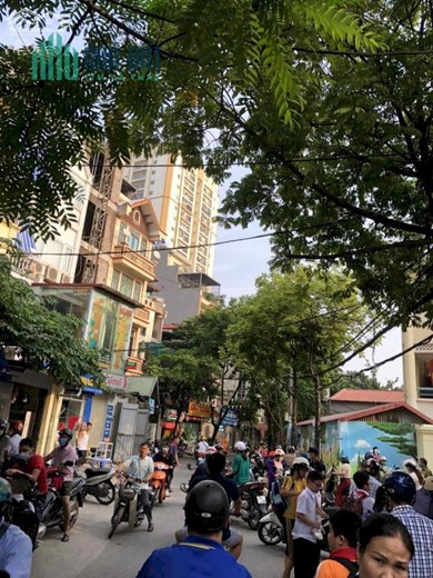 Cho thuê cả nhà mặt đường kinh doanh tốt đường Nguyễn Đổng Chi