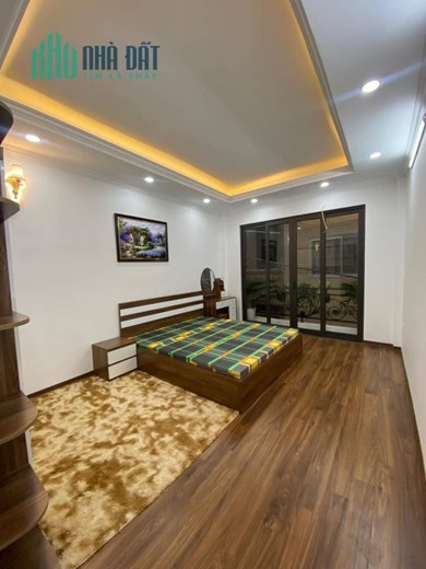 Bán nhà Nguyễn Trãi 35m 5T LÔ GÓC 3 MẶT THOÁNG, Ô TÔ đỗ, 4.25 tỷ
