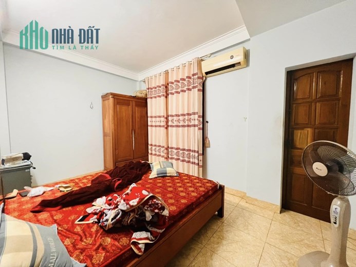 BÁN GẤP NHÀ KIM GIANG 48m2 - 4Tầng GIÁ CỰC RẺ CHỈ TRÊN 3 TỶ, CHỈ VIỆC Ở LUÔN