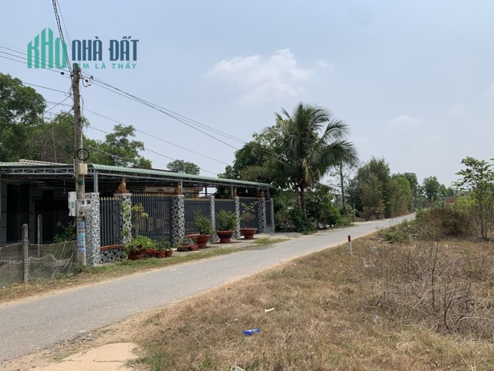 Cần bán đất sau lưng bệnh viện xuyên á gần siêu thị GO Gò Dầu 133m2 (5x27)....