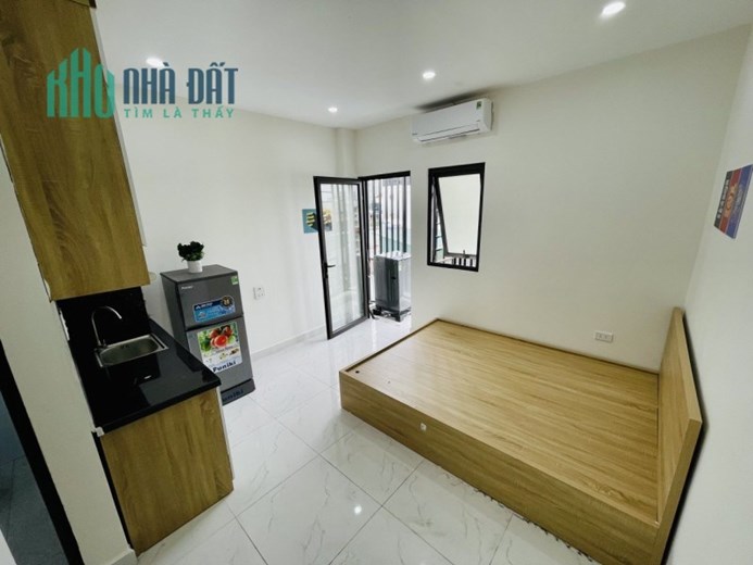 TÒA CCMN PHỐ CỰ LỘC 50M*7T THANG MÁY 12PHÒNG DT 70TR/THÁNG NHỈNH 8 TỶ LH 0817606560
