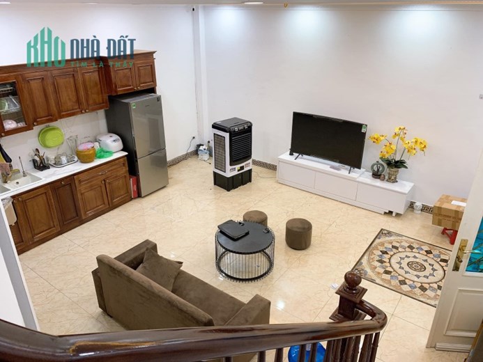 Hiếm, Bán Nhà Phố Minh Khai, 47m2, 5 Tầng, MT 6m, 4 Tỷ 5, 25m Ra Ô Tô, Nhà Đẹp, Full Nội Thất