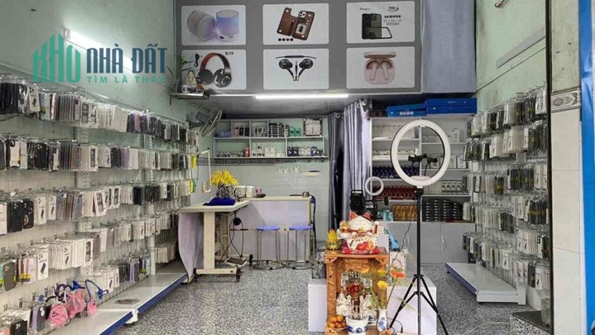 CHÍNH CHỦ CẦN SANG GẤP QUÁN PHỤ KIỆN ĐIỆN THOẠI.