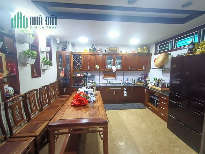 SIÊU PHẨM PHỐ TÂN MAI, Ô TÔ TRÁNH, KINH DOANH ĐỈNH, Ở SƯỚNG, 2 THOÁNG, 95M2 * NHỈNH 15 TỶ.