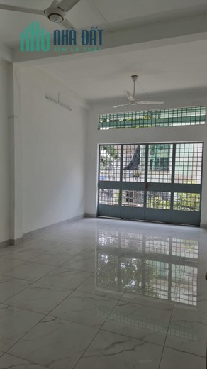 MẶT TIỀN LẠC LONG QUÂN-NGÃ TƯ BẢY HIỀN Q.TÂN BÌNH