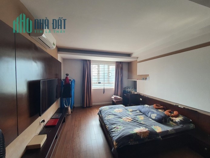 Tôi cần bán nhà ngõ 76 phố Lạc Long Quân, Tây Hồ – 56m2, Mt 6.2 - 4 tỷ 7